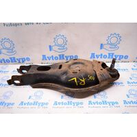 Рычаг нижний под пружину зад лев Toyota Sequoia 2008-2022 (01) 4873009020