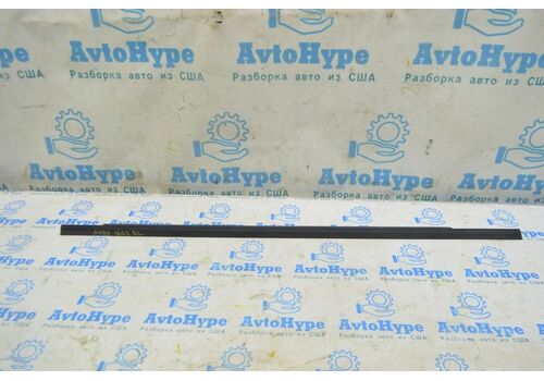 Молдинг дверь-стекло центральный задний левый Audi A4 B9 17- мат 8W0839477A