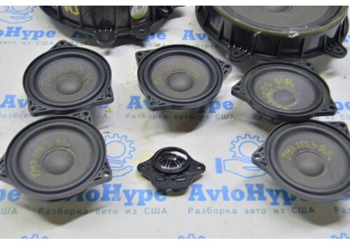 Динамик дверной задний левый Tesla Model 3 18- 1079742-00-A