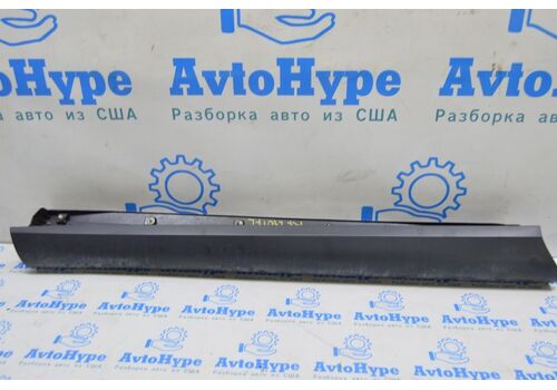 Накладка двери нижняя перед лев Lexus RX 350/350h/500h 23- внешняя 75732-0E170