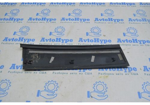 Накладка двери боковая зад прав Mazda6 13-19 перед GJR9-50-M30C