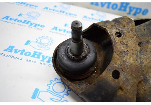 Рычаг нижний под пружину зад прав Toyota Sequoia 2008-2022 4873009020