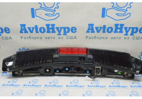 Спойлер двери багажника центральный Nissan Leaf 18- 96030-5SA0A