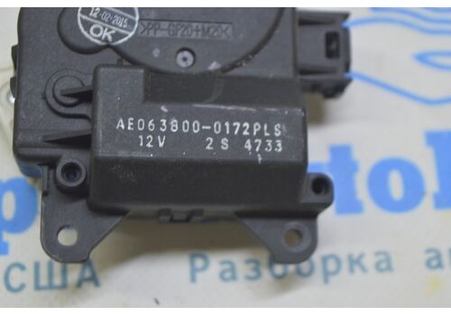 Актуатор моторчик привод печки вентиляция Toyota Sienna 11-20 с тягой (01) Реал М. 87106-07120