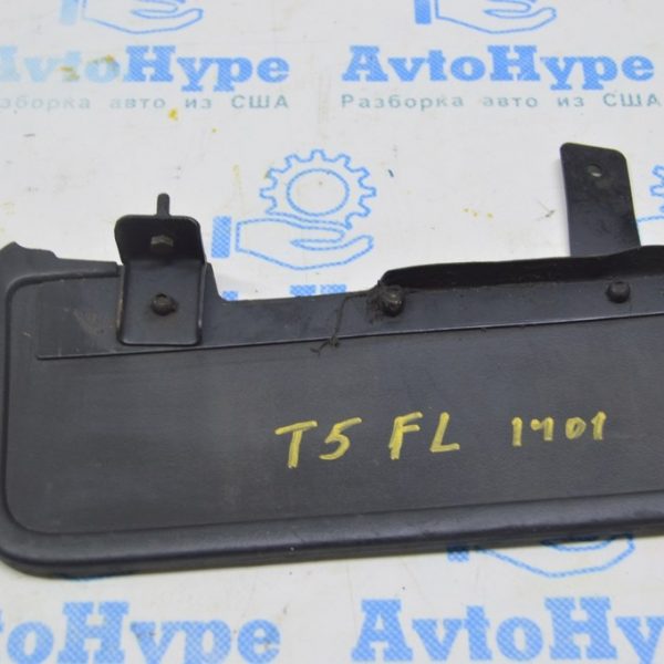 Брызговик перед лев VW Multivan T5 09-15 7H0075111