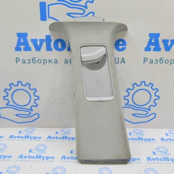 Накладка центральной стойки (под ремень) верхняя левая VW Multivan T5 09-15 серая 7H0867243DC6K8