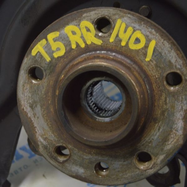 Ступица зад прав VW Multivan T5 09-15 AWD (01) 7H0401611H