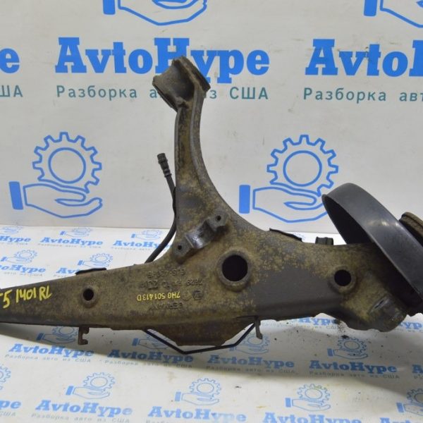 Рычаг нижний под пружину зад лев VW Multivan T5 09-15 (01) дефект СБ 7H0501071E