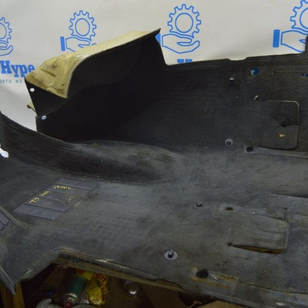 Покрытие пола переднее VW Multivan T5 09-15 черное 7E8863711A EI6