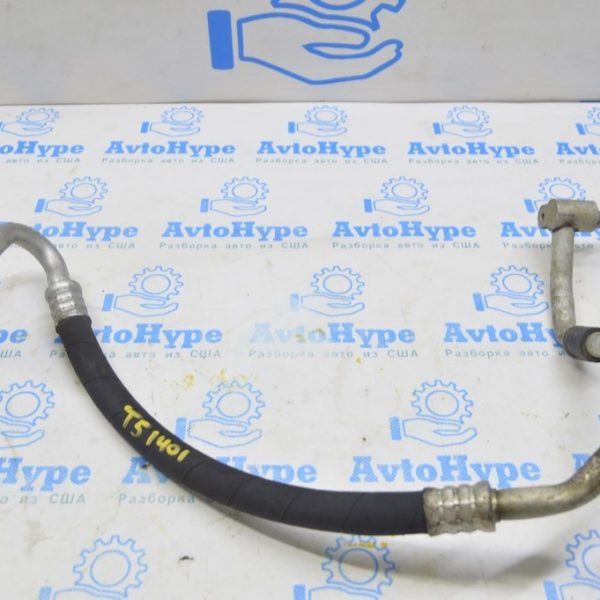 Трубка кондиционера компрессор-печка первый VW Multivan T5 09-15 7E0820744C