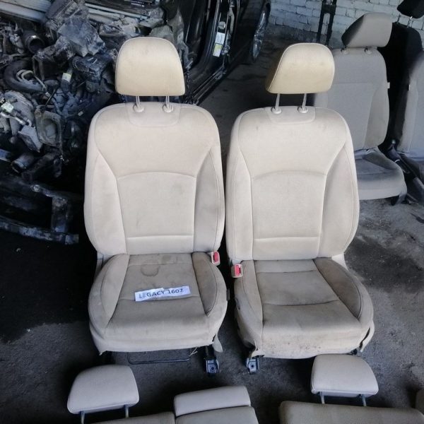 Пассажирское сидение Subaru Legacy 15-19 тряпка беж 64139AL00BVH