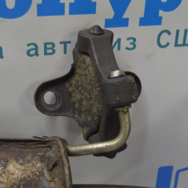 Кронштейн задней части с бочкой VW Multivan T5 09-15 2.0d задний 7H0253144B