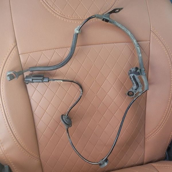 Датчик ABS зад лев Jeep Compass 11-16 (02) реализация у 0673784243 5105063AC