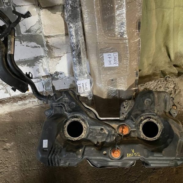 Топливный бак VW Tiguan 09-17 (08) деф.обломан вход патрубка обратки см фото 5N0201060BF