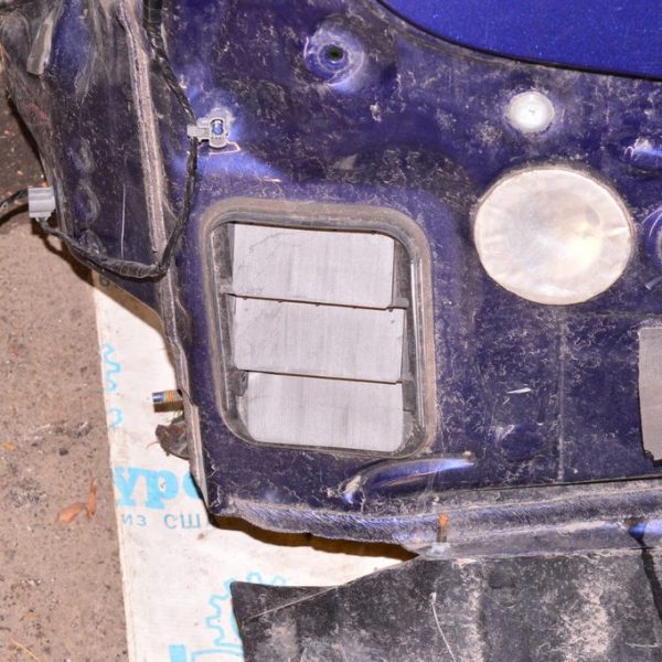 Щиток вентиляции правый Nissan Pathfinder 13- 768043JA0A