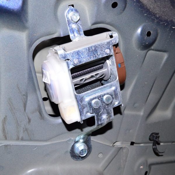 Ремень безопасности 2 ряд прав Nissan Pathfinder 13- черн 88844-3JA8B