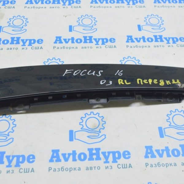 Накладка двери боковая зад лев передняя Ford Focus mk3 11-18 CP9Z-58255A35-A