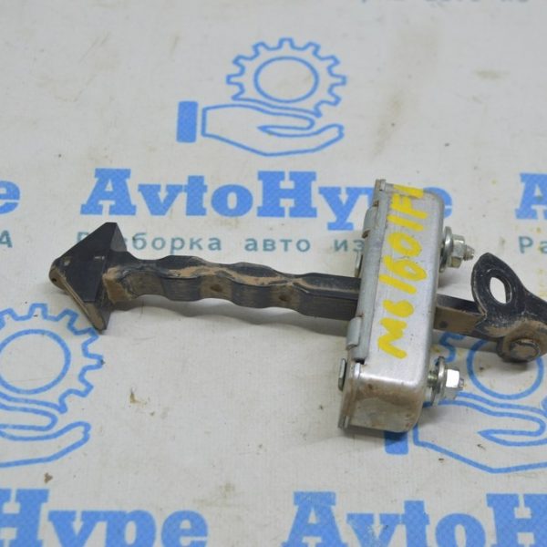 Ограничитель двери перед прав Mazda6 13-17 GHP9-58-270