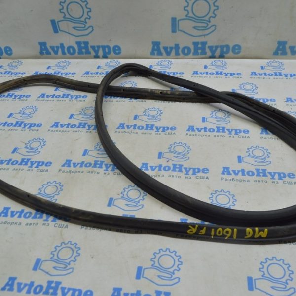 Уплотнитель двери перед прав Mazda6 13-17 GHP9-58-760C