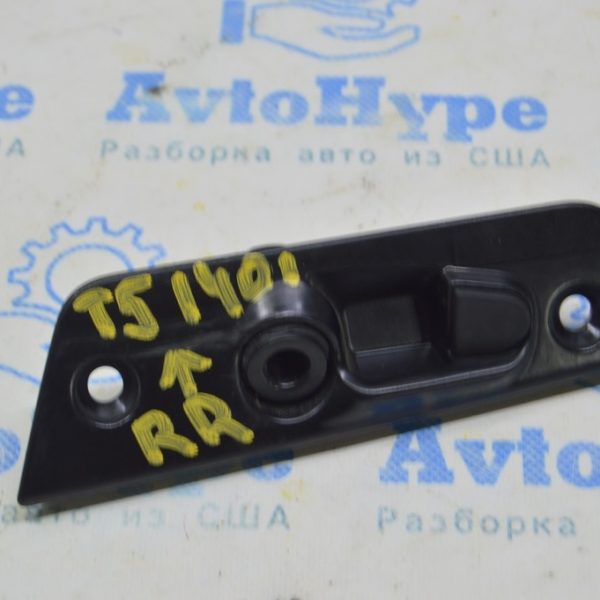 Ответная часть стопора двери зад прав задний верхний VW Multivan T5 09-15 7H0843638E