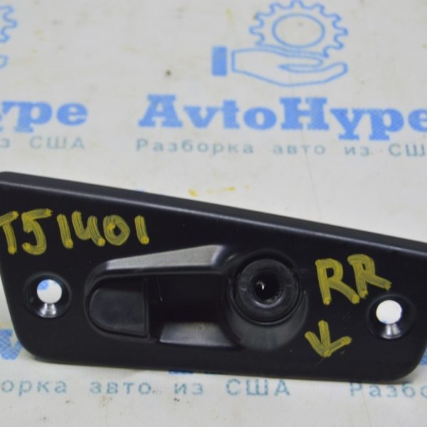 Ответная часть стопора двери зад прав задний нижний VW Multivan T5 09-15 7H0843640F