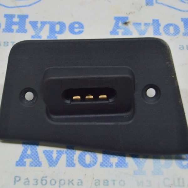 Контактная пластина замка зад лев VW Multivan T5 09-15 7E0907497