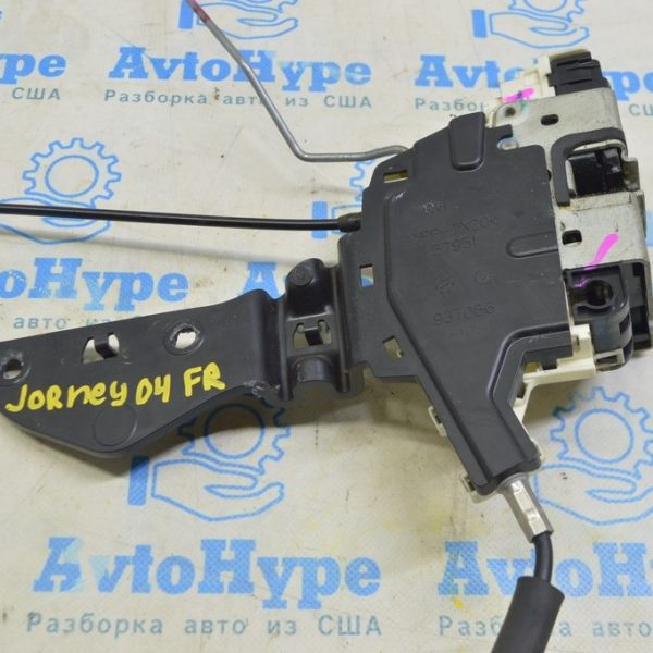 Замок двери перед прав Dodge Journey 11- 4589916AG