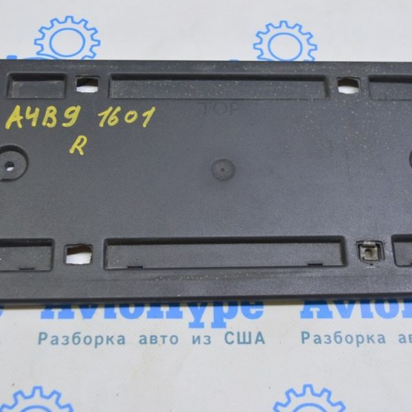 Рамка номерного знака Audi A4 B9 17- 8W5827113