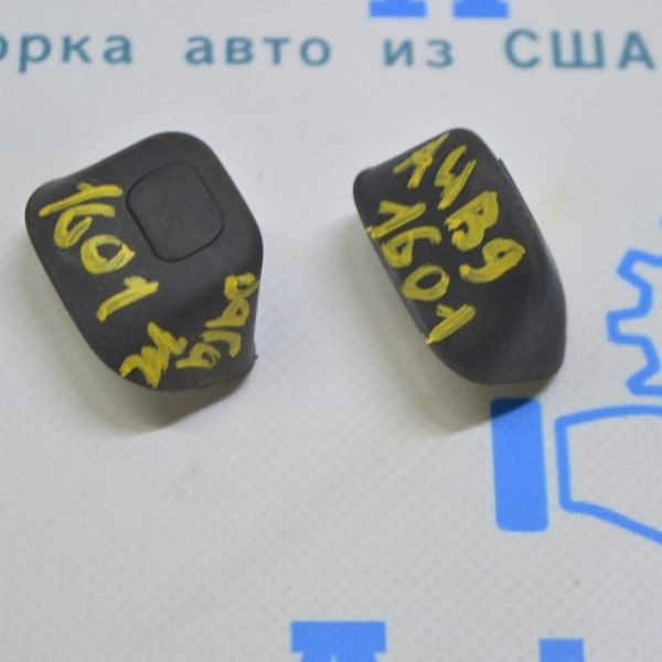 Отбойник крышки багажника правый Audi A4 B9 17-18 на крышке, малый 8W5827373