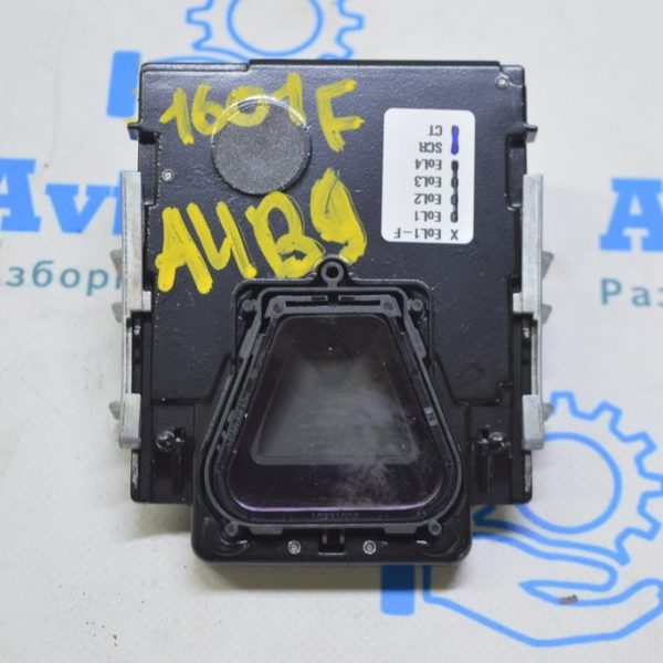 Камера слежения за полосой Audi A4 B9 17- на лобовом стекле, с кронштейном 8W0-907-217-A