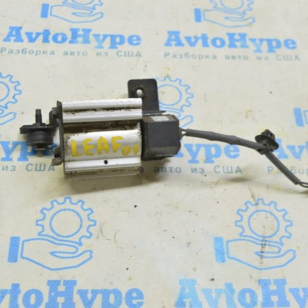 Трехсторонний клапан кондиционера Nissan Leaf 13-17 443310-1200 924893NF1A