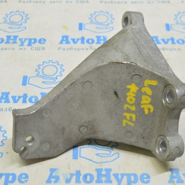 Кронштейн подушки двигателя левая Nissan Leaf 13-17 112533NF0A