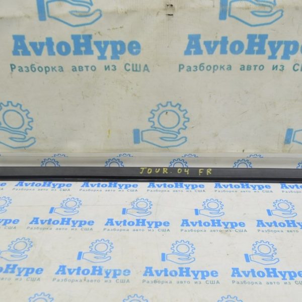 Молдинг дверь-стекло центральный перед прав Dodge Journey 11- 5076856AI