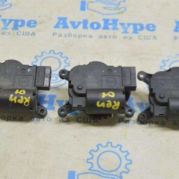 Актуатор моторчик привод печки (вентиляция) Jeep Renegade 15- A21102100 68266521AA