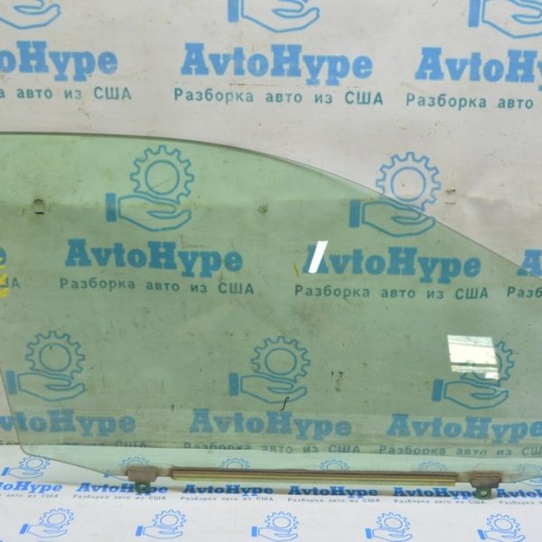 Стекло двери передней правой Lexus RX300 RX330 RX350 RX400h 04-09 68101-48070