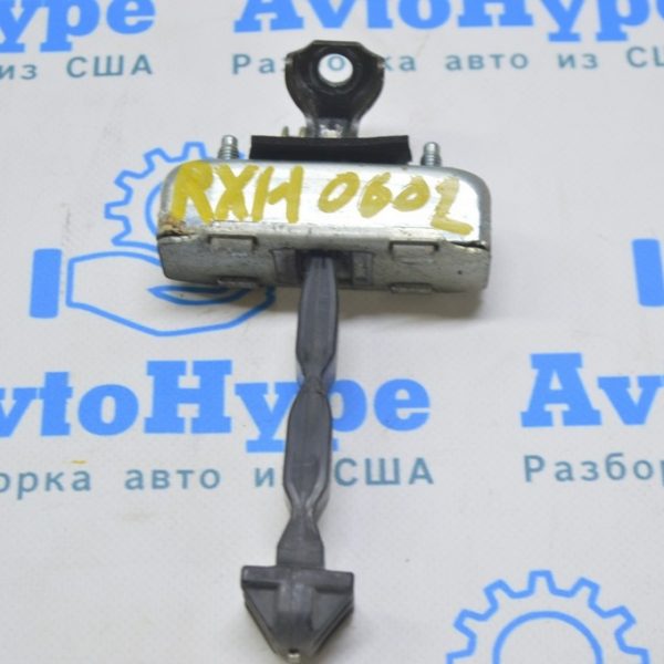 Ограничитель двери передней правой Lexus RX300 RX330 RX350 RX400h 04-09 68610-48030