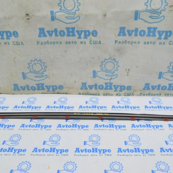 Молдинг дверь-стекло центральный перед прав Lexus IS250/IS300/IS350 06-13 75710-53020