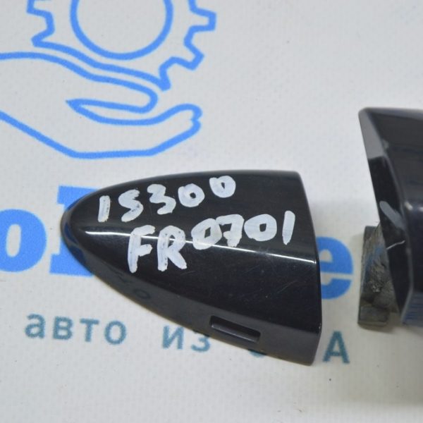 Заглушка внешней ручки перед прав Lexus IS250/IS300/IS350 06-13 (01) черный цвет 69217-53020