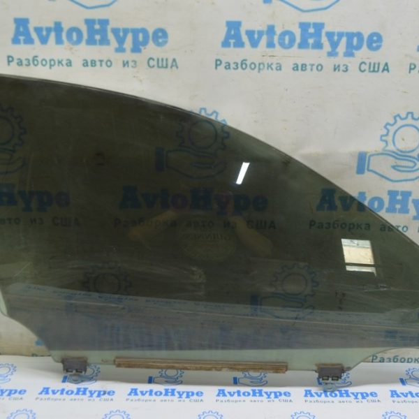Стекло двери перед прав Lexus IS250/IS300/IS350 06-13 68101-53050