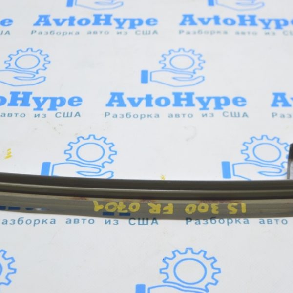 Направляющая стекла передняя передней двери прав Lexus IS250/IS300/IS350 IS350 06-13 67401-530 67401-53010