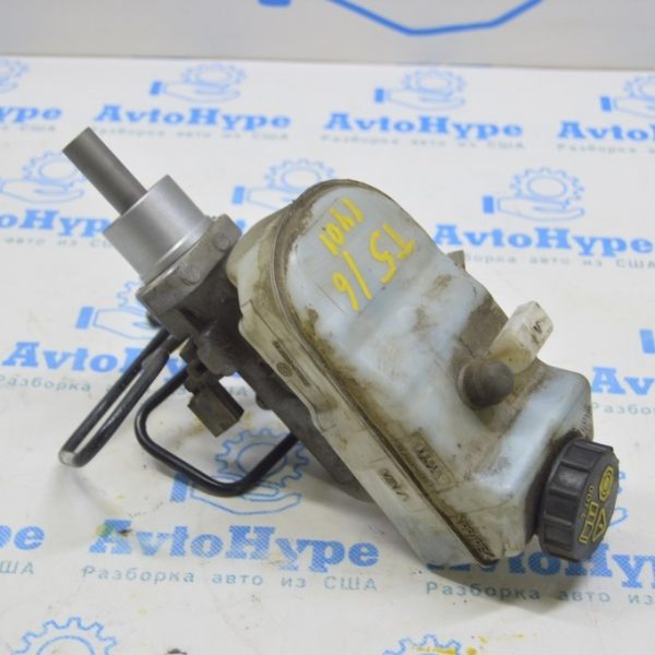 Главный тормозной цилиндр VW Multivan T5 09-15 7E0611019B