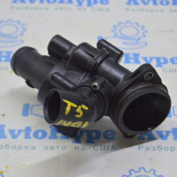 Термостат VW Multivan T5 09-15 2.0d 03L121111AF