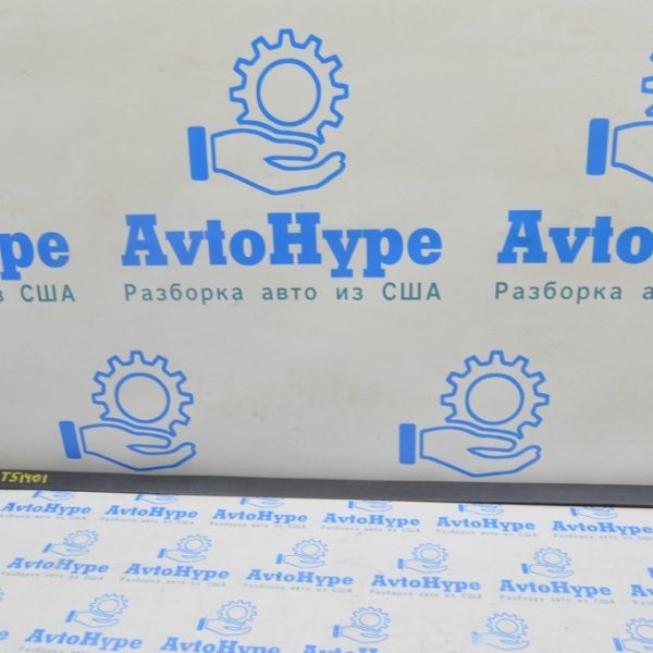 Накладка пола передняя VW Multivan T5 09-15 черн 7H5864611  71N