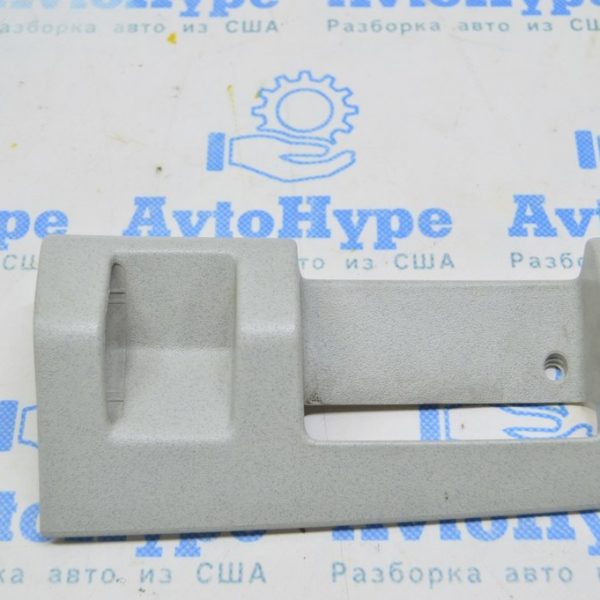 Накладка внутренней ручки двери зад прав VW Multivan T5 09-15 серая 7E5867620B X30