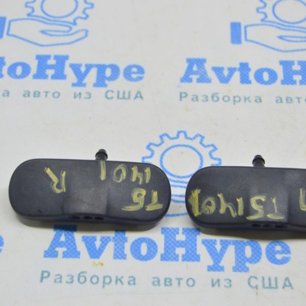 Форсунка омывателя лобового стекла левая VW Multivan T5 09-15 с подогревом 7E0955987A