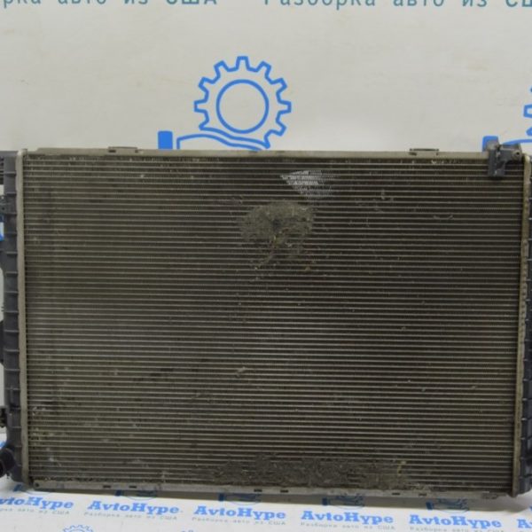 Радиатор охлаждения (вода) VW Multivan T5 09-15 2.0d 7E0121253A