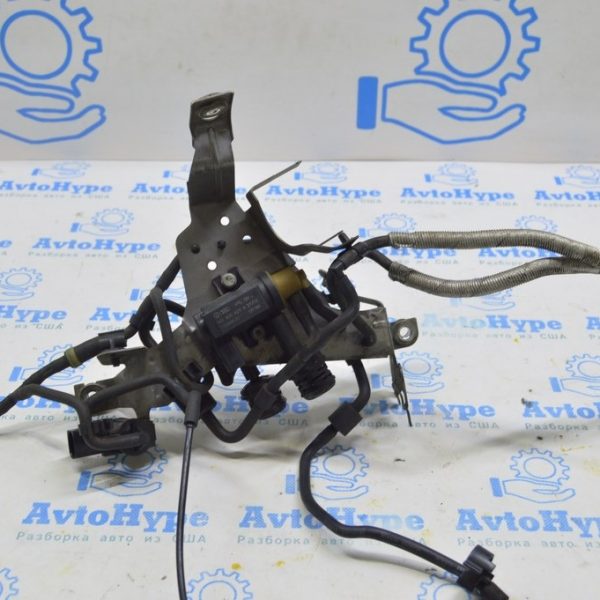 Клапан соленойд на впуске VW Multivan T5 09-15 2.0d 1K0906627A