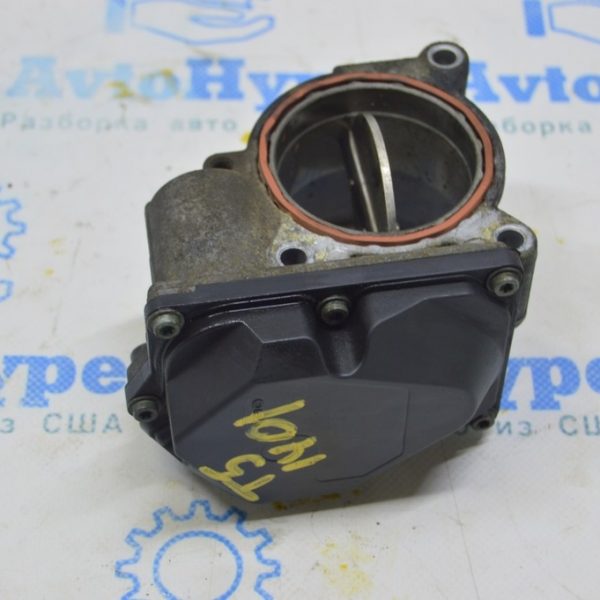 Дроссельная заслонка VW Multivan T5 09-15 2.0d 03L128063S