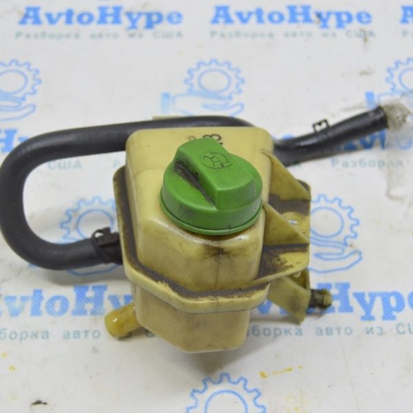 Бачок ГУР VW Multivan T5 09-15 7E0422371H