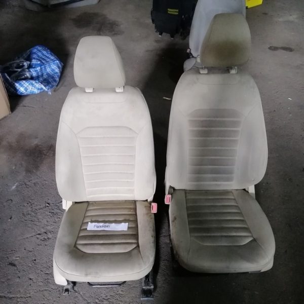 Водительское сидение Ford Fusion mk5 13-16 тряпка беж электро DS7Z-5464417-AA